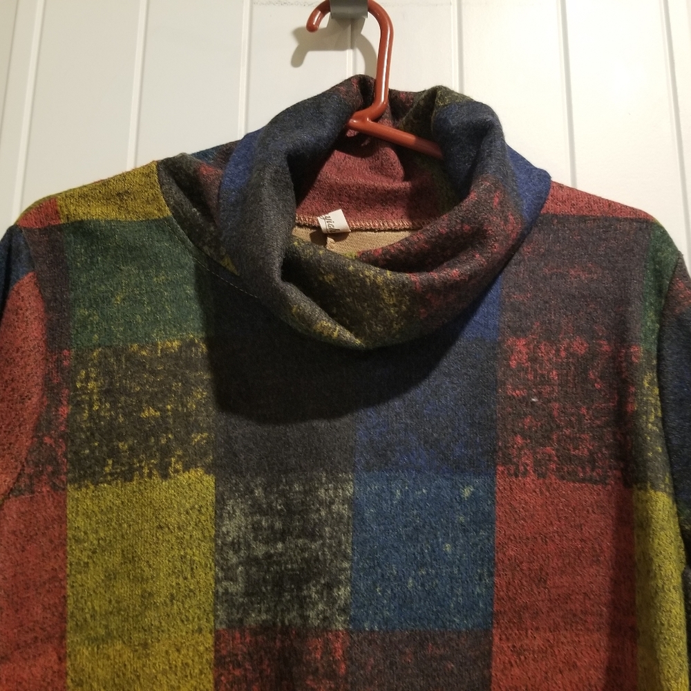 Multi-Color Dress - Picture 2 of 4
